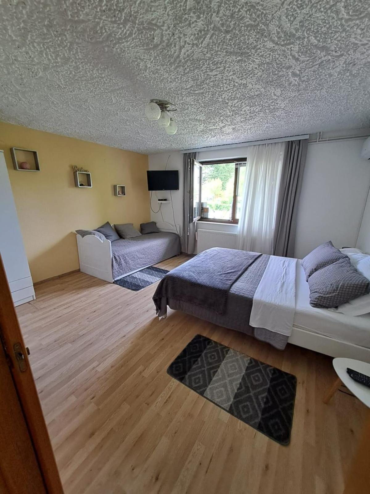 Tomljanovic Plitvicka Jezera Quarto foto